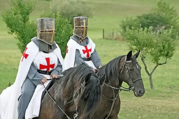 Miért hívták őket „keresztes” lovagoknak?